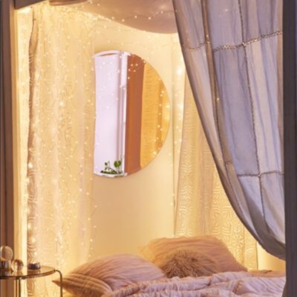 Meet your Posher, Noelle